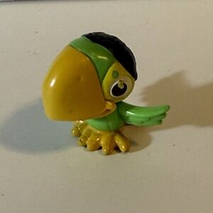 Disney Skully Parrot Figure Jake and the Neverland Pirates 1.25 Inches Tall Mini